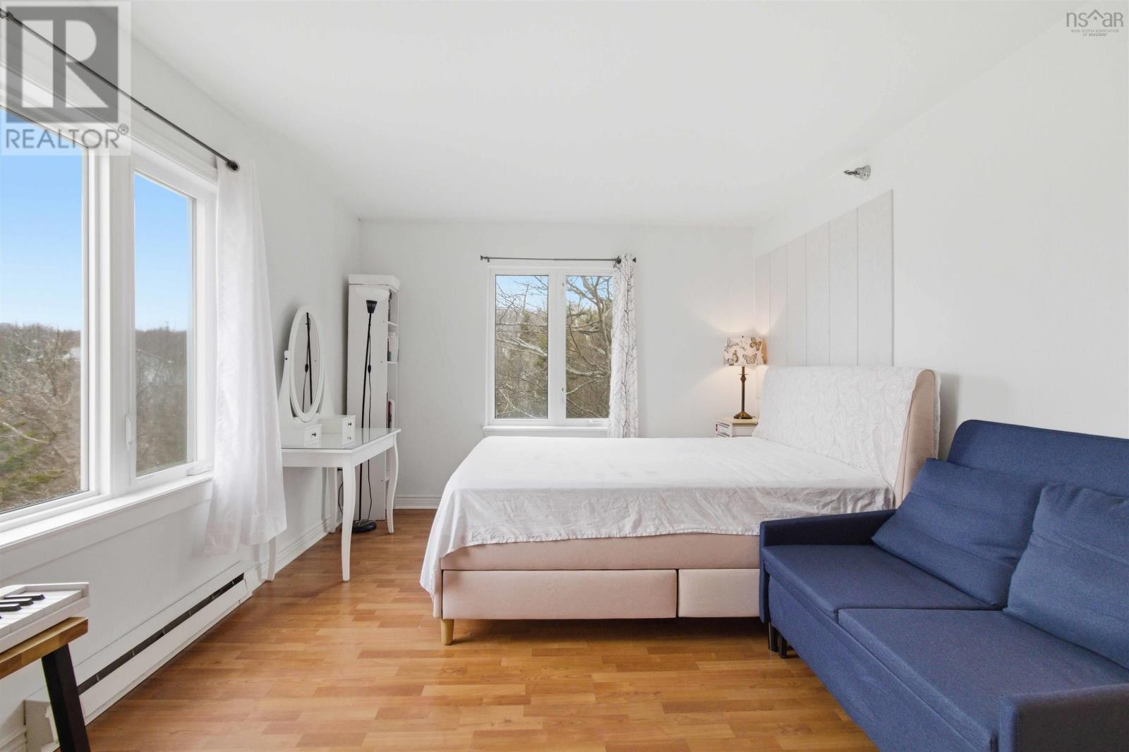 #112 174 RUTLEDGE STREET - 28