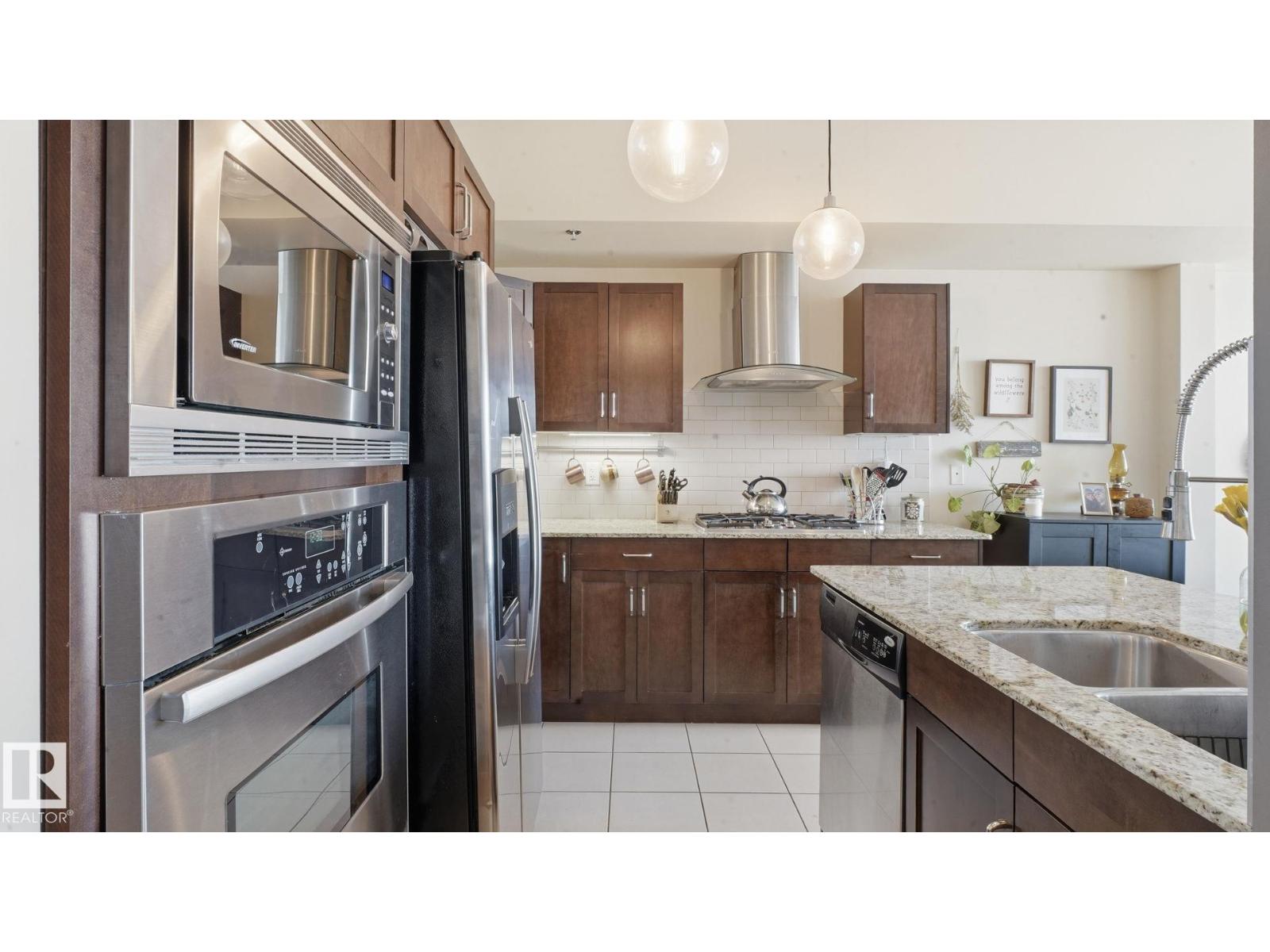 #301 9316 82 AV NW, Edmonton