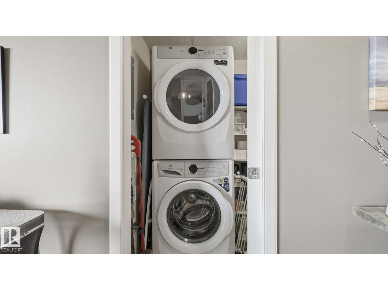 #301 9316 82 AV NW, Edmonton