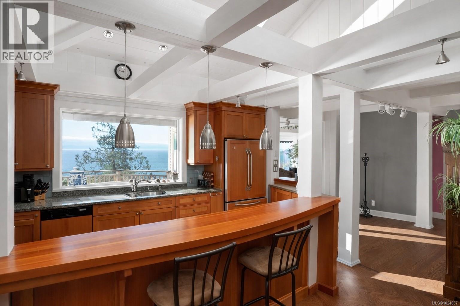 9193 WEST COAST RD - 19