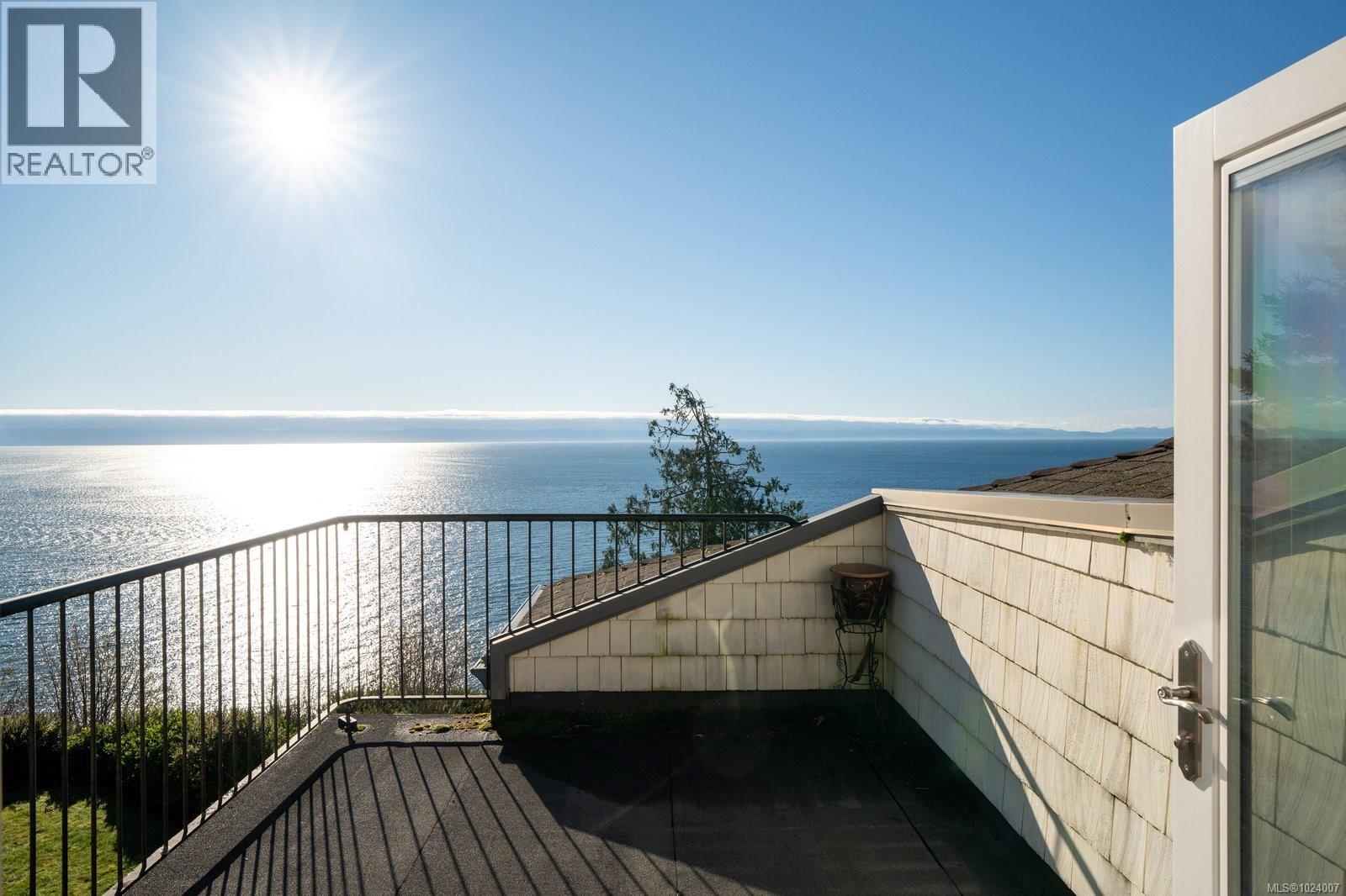 9193 WEST COAST RD - 35