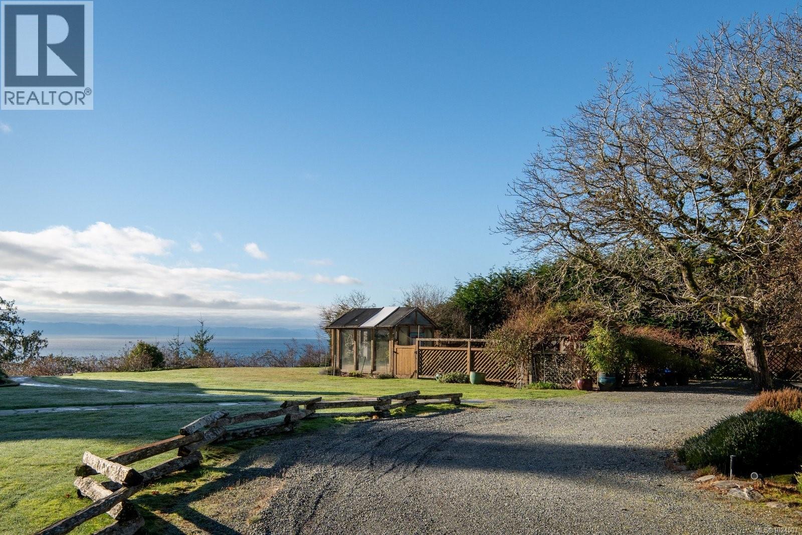 9193 WEST COAST RD - 50