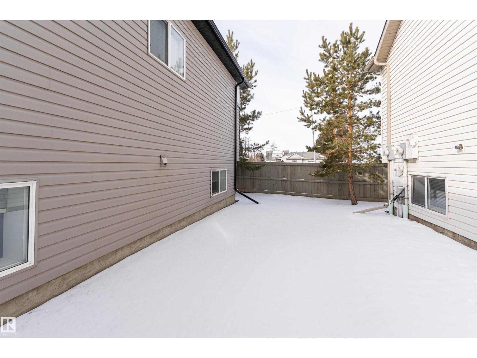 #23 6520 2 AV SW, Edmonton