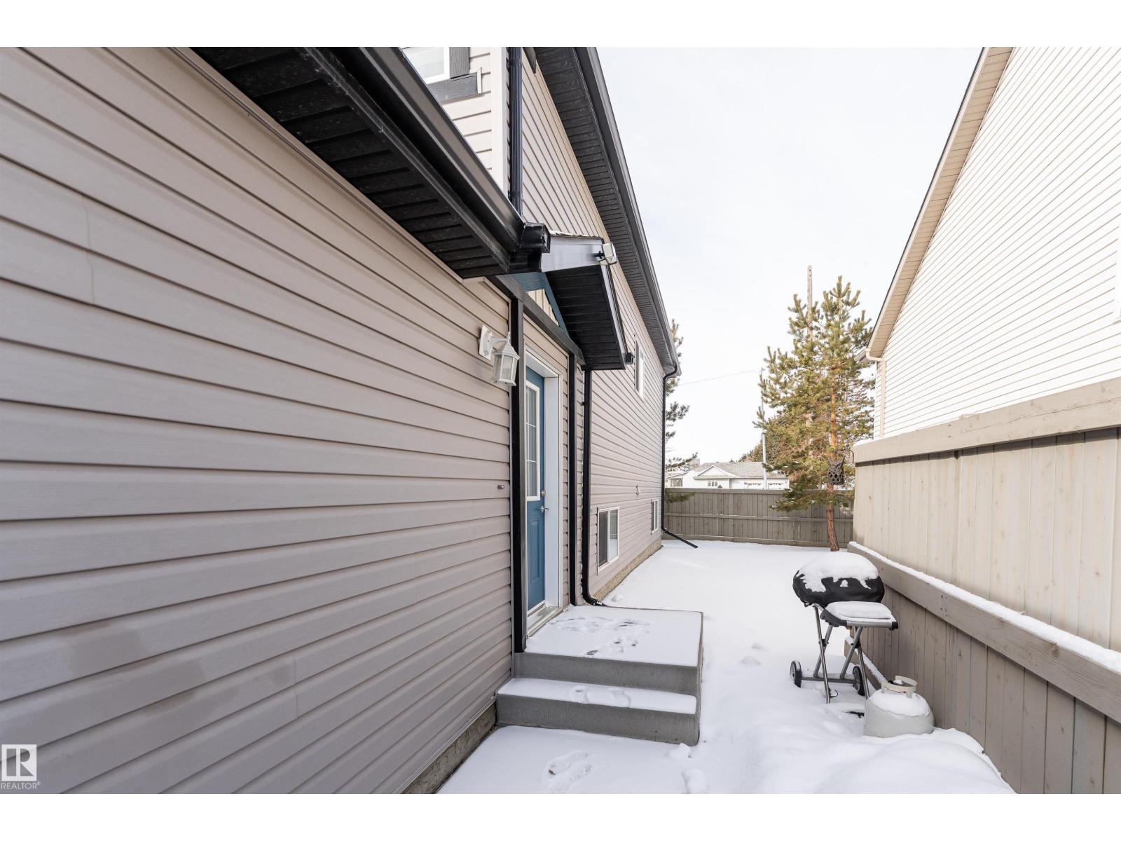 #23 6520 2 AV SW, Edmonton