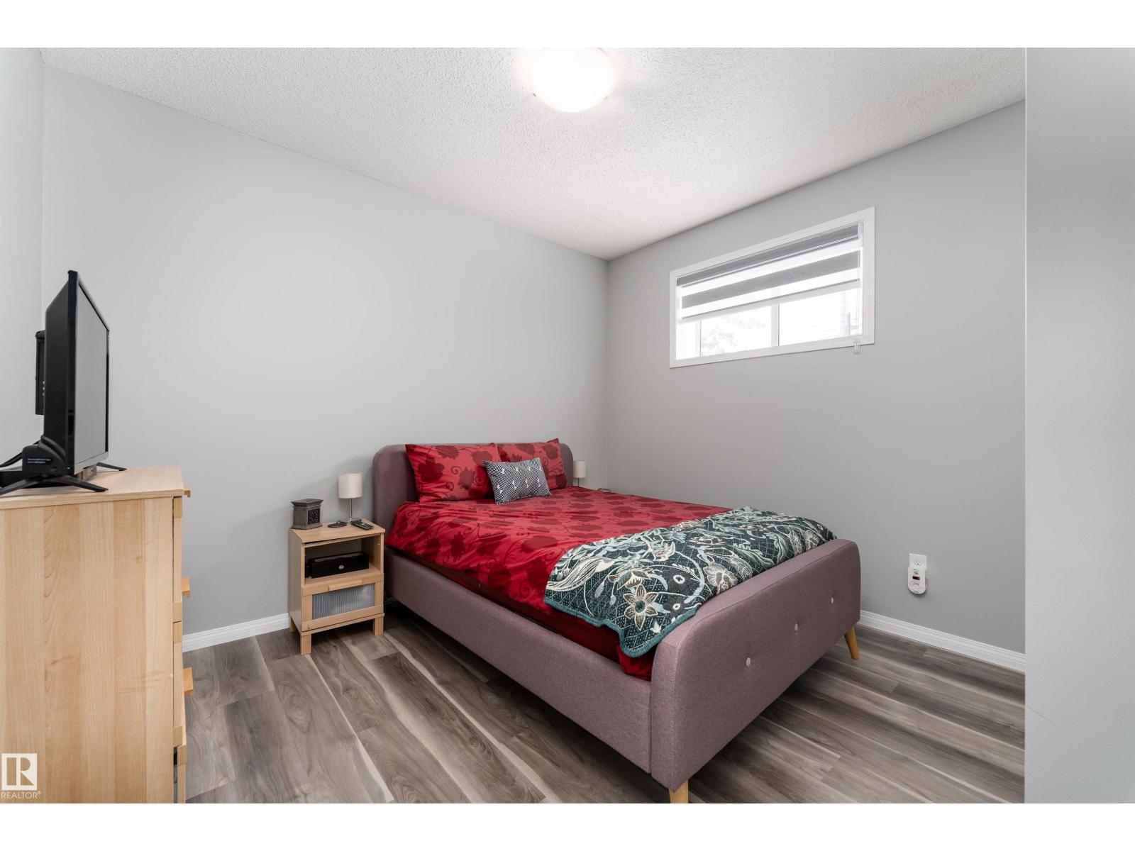 #23 6520 2 AV SW, Edmonton