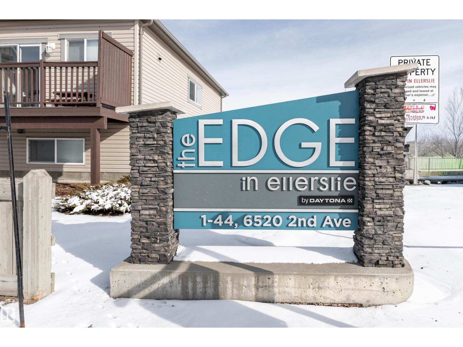 #23 6520 2 AV SW, Edmonton