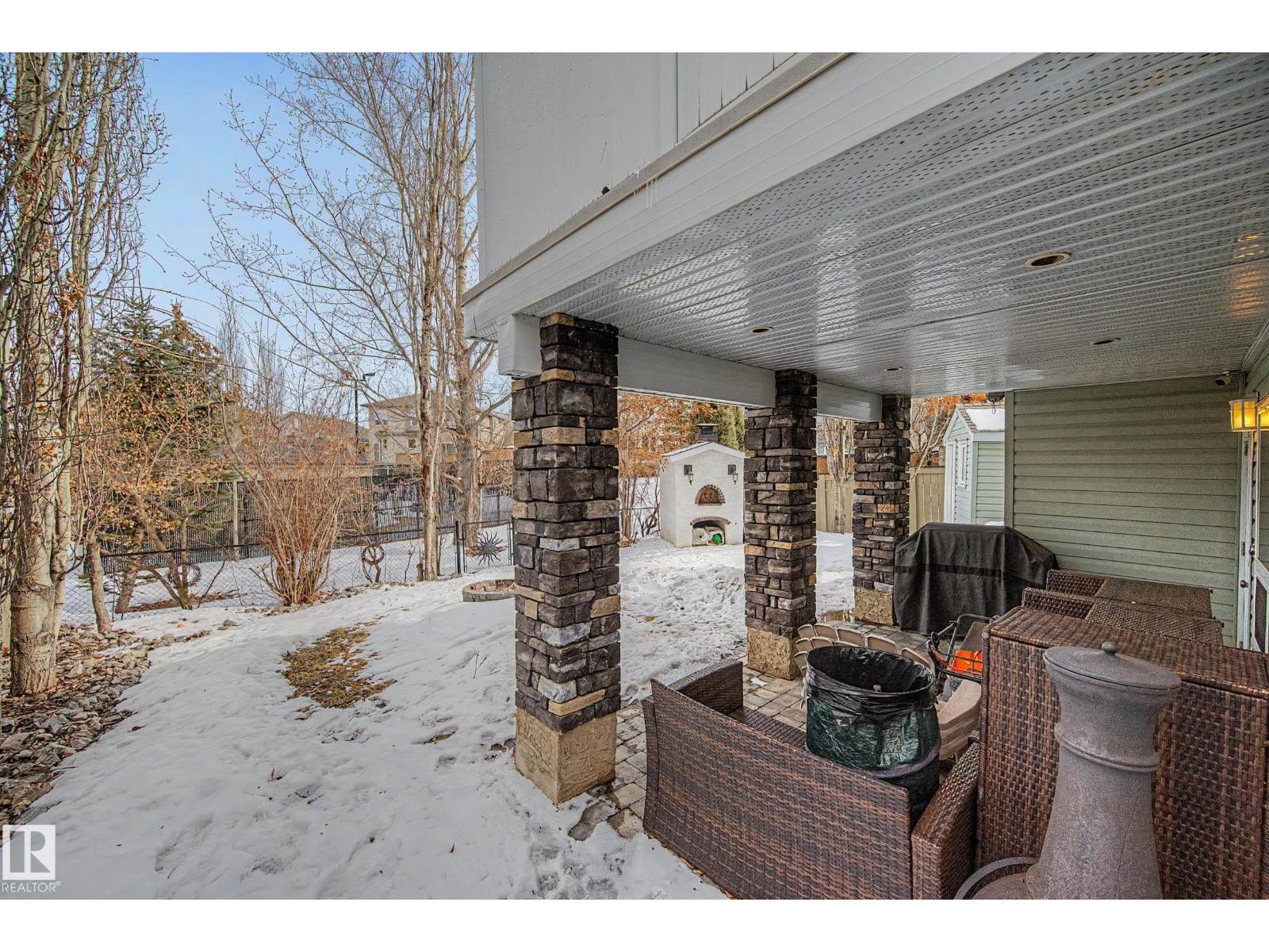 3 ERIN CL, St. Albert