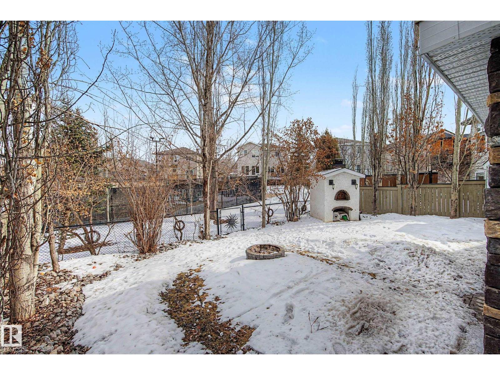 3 ERIN CL, St. Albert