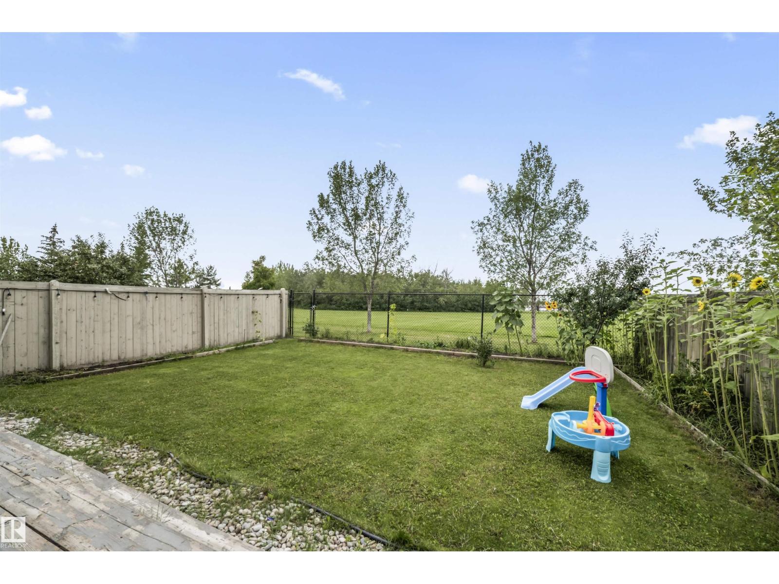 324 79 ST SW, Edmonton