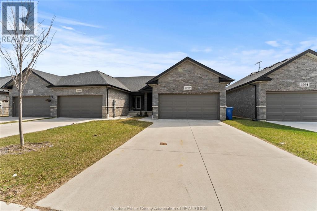 3560 HALLEE CRESCENT - 3