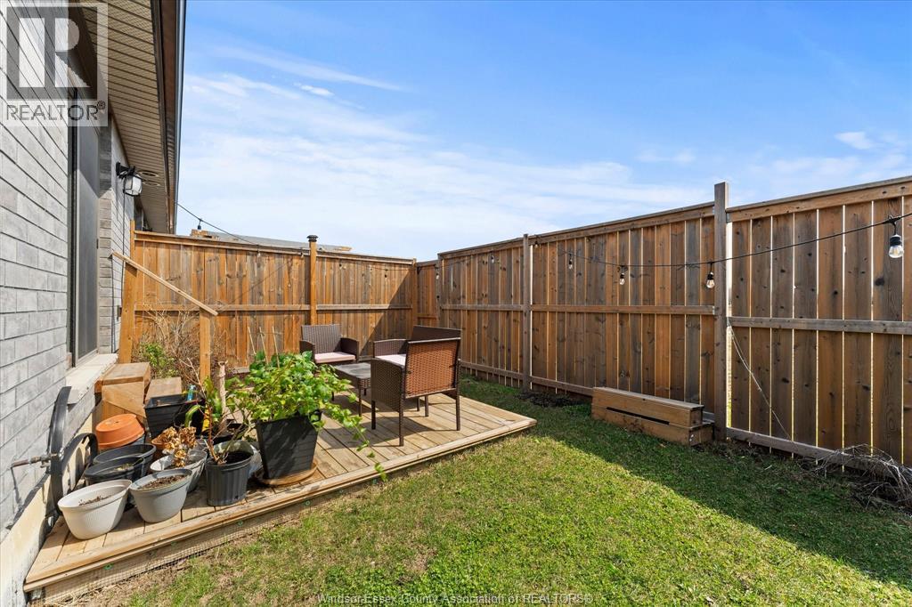 3560 HALLEE CRESCENT - 33