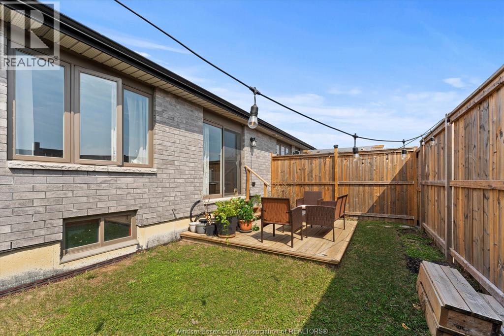 3560 HALLEE CRESCENT - 34