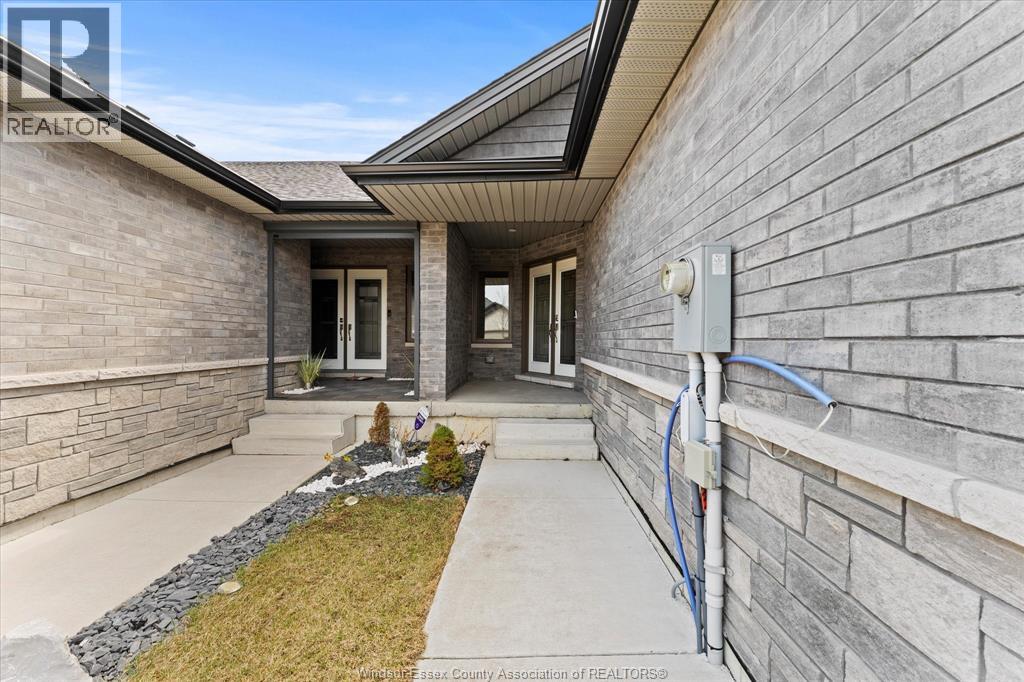 3560 HALLEE CRESCENT - 4