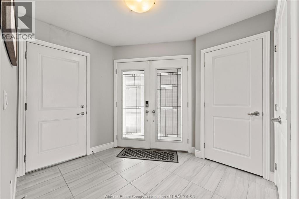 3560 HALLEE CRESCENT - 6