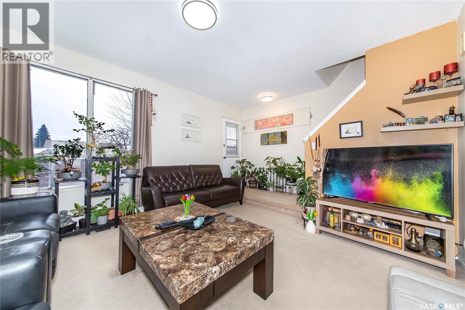 Single Family House 2 Level for Sale in   McKercher DRIVE Saskatoon 