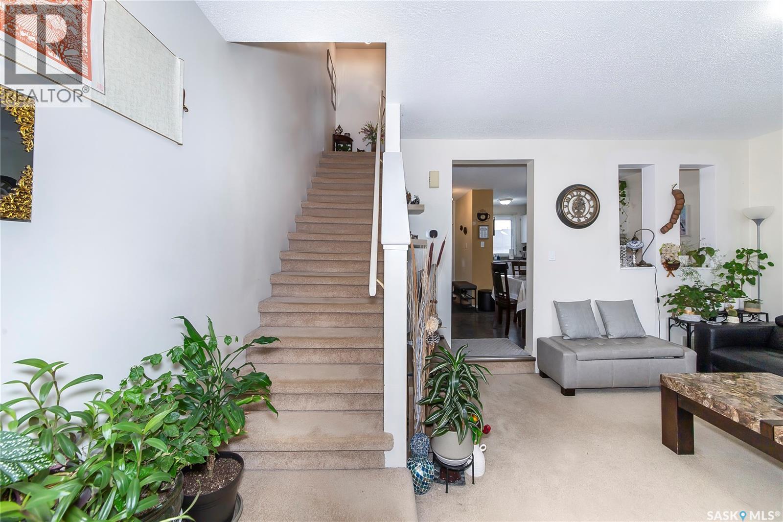 Single Family House 2 Level for Sale in   McKercher DRIVE Saskatoon 