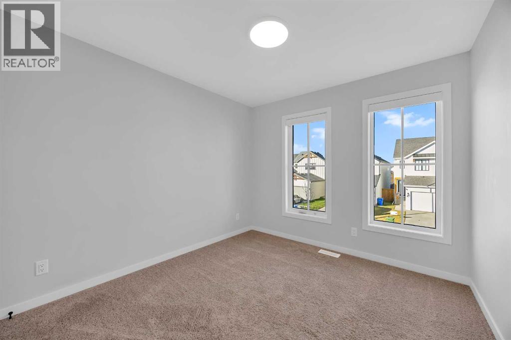 Single Family House for Sale in  Savoy Landing SE Rangeview Calgary 