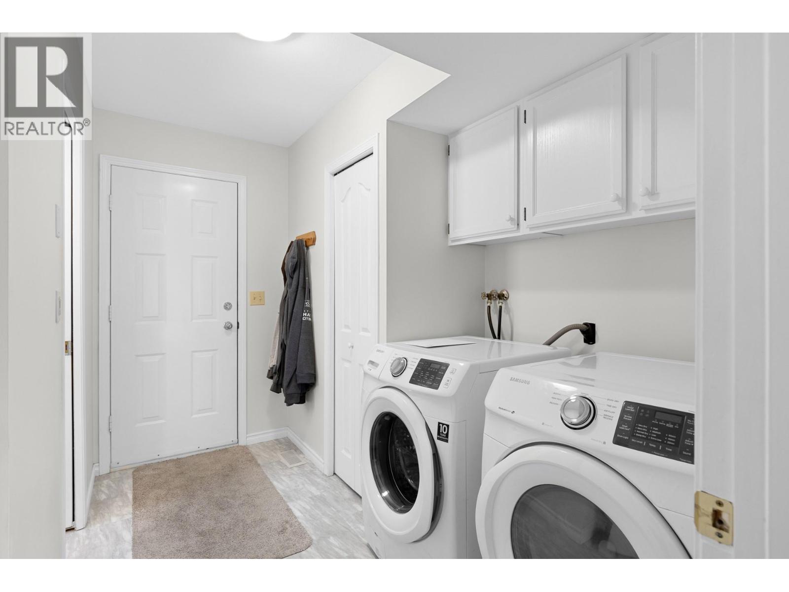  1021 Wintergreen Crescent, Kelowna