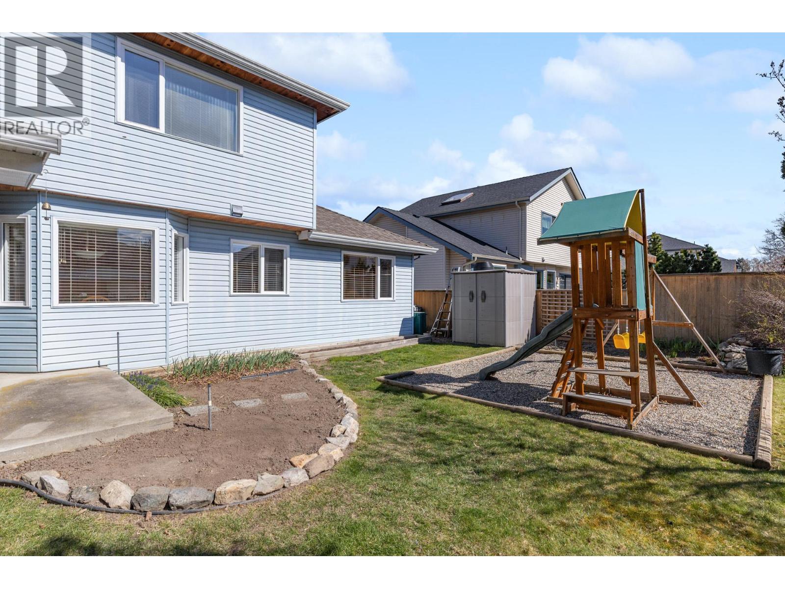  1021 Wintergreen Crescent, Kelowna