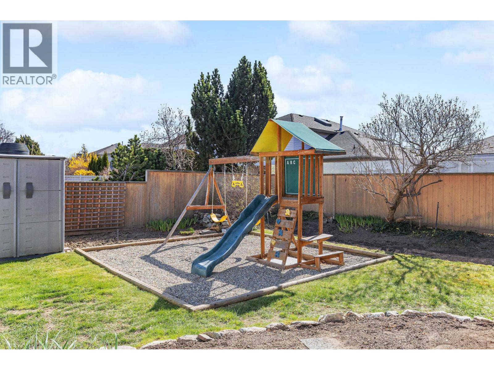  1021 Wintergreen Crescent, Kelowna