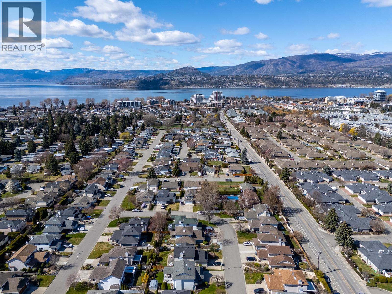  1021 Wintergreen Crescent, Kelowna