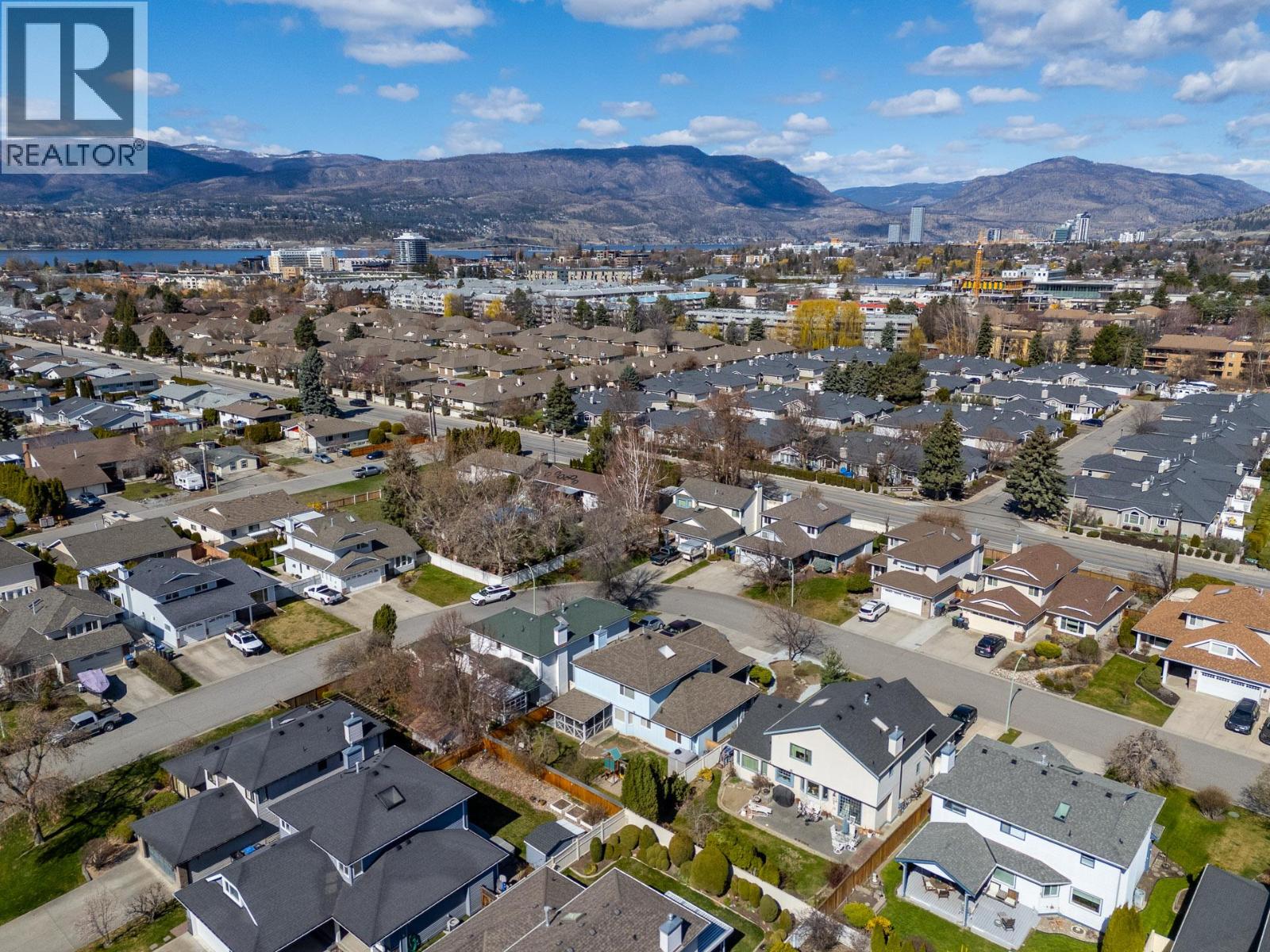  1021 Wintergreen Crescent, Kelowna