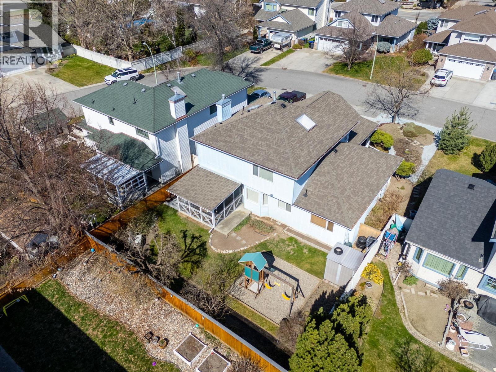  1021 Wintergreen Crescent, Kelowna