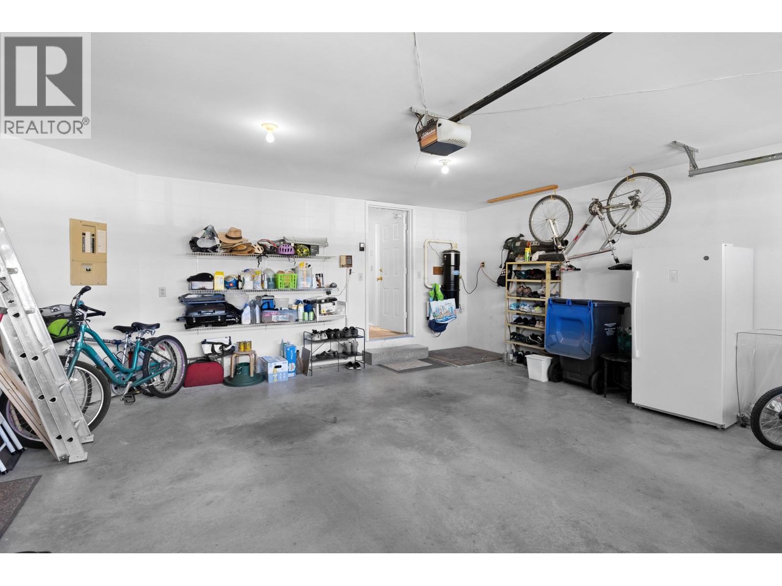  1021 Wintergreen Crescent, Kelowna