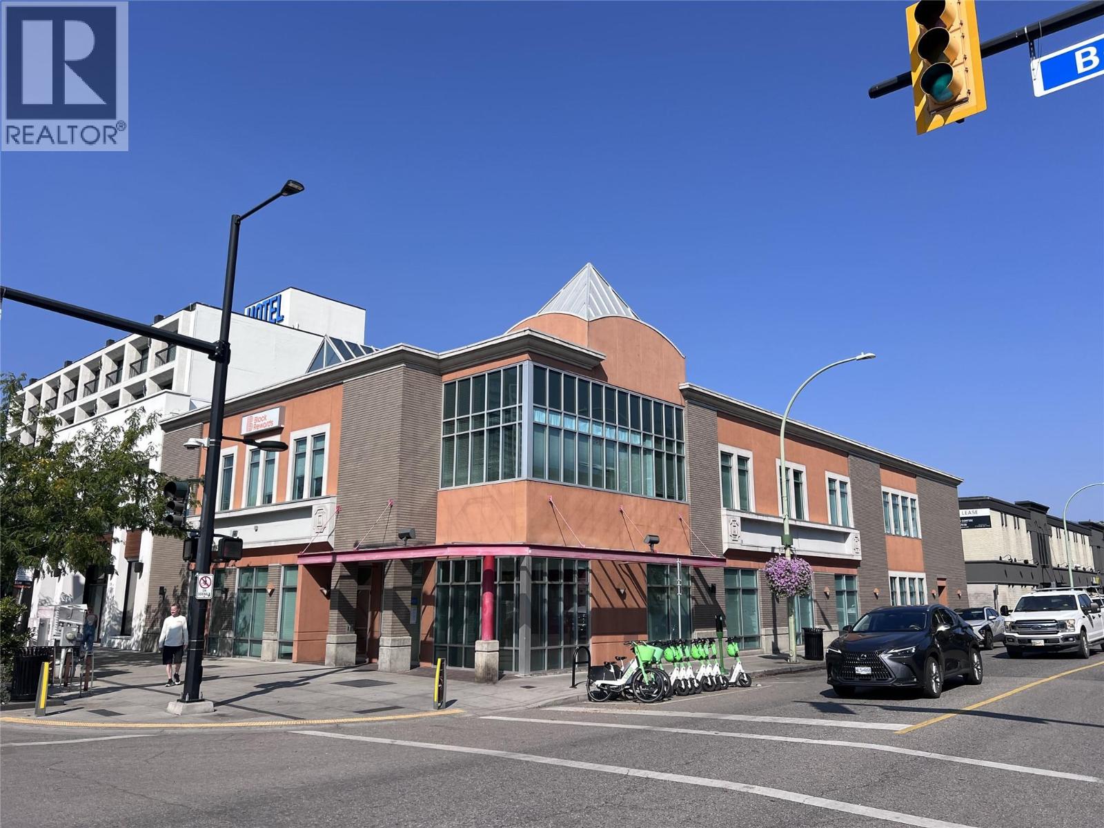  384 Bernard Avenue, Kelowna