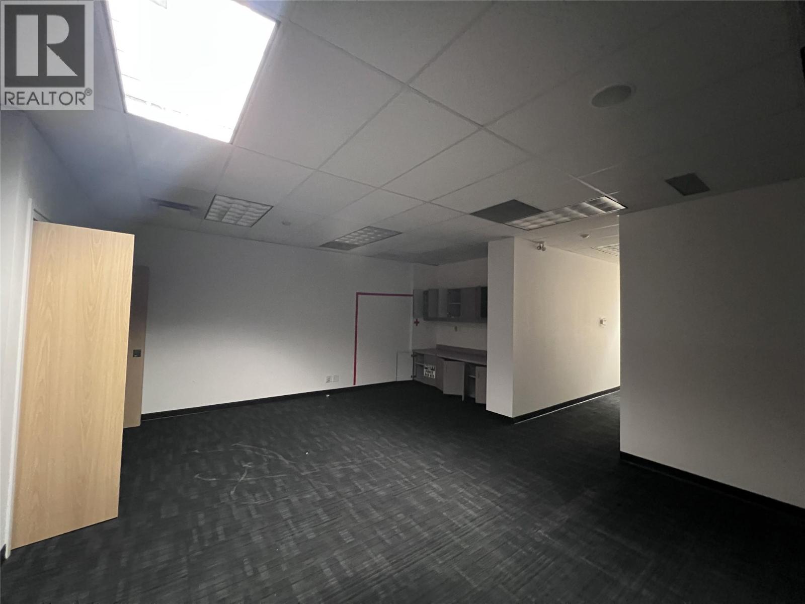  384 Bernard Avenue, Kelowna