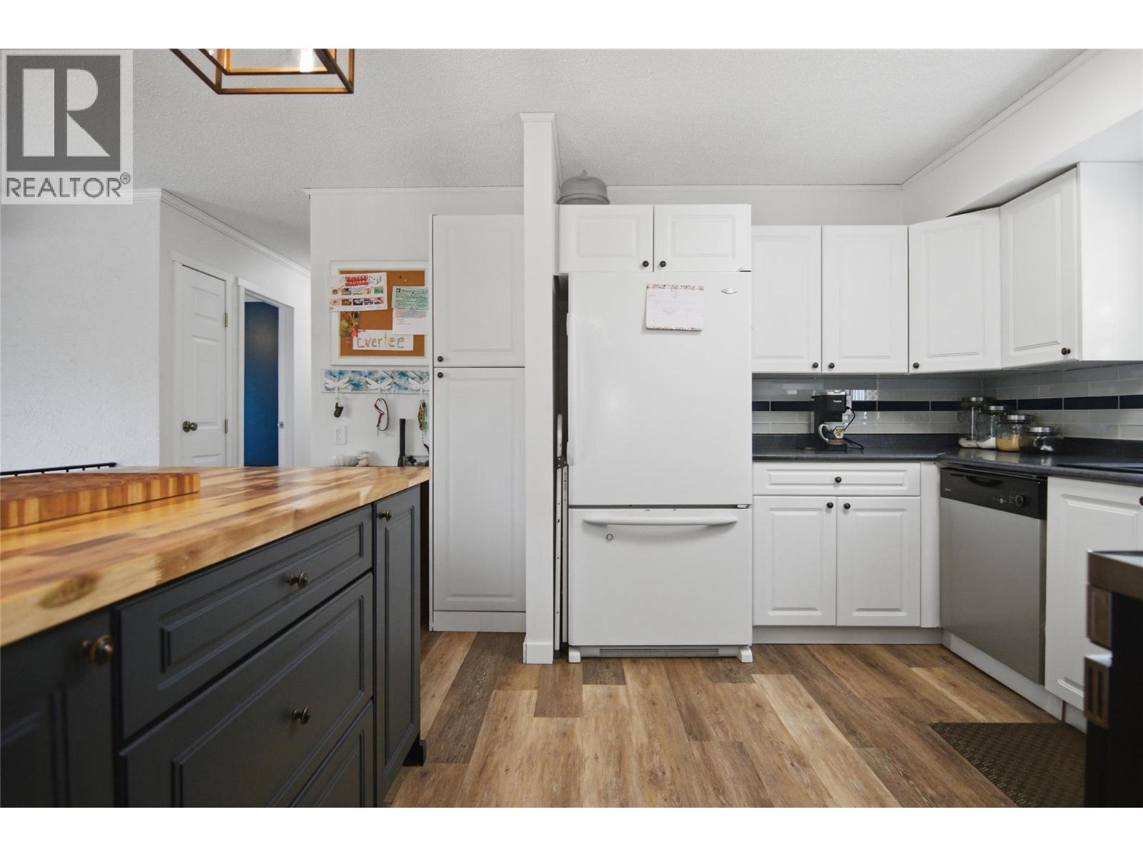 5367 SUNRISE Drive, Kamloops