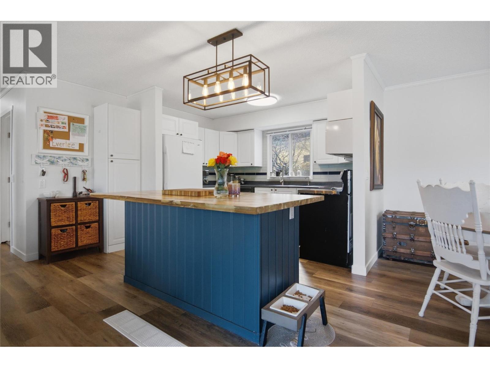 5367 SUNRISE Drive, Kamloops