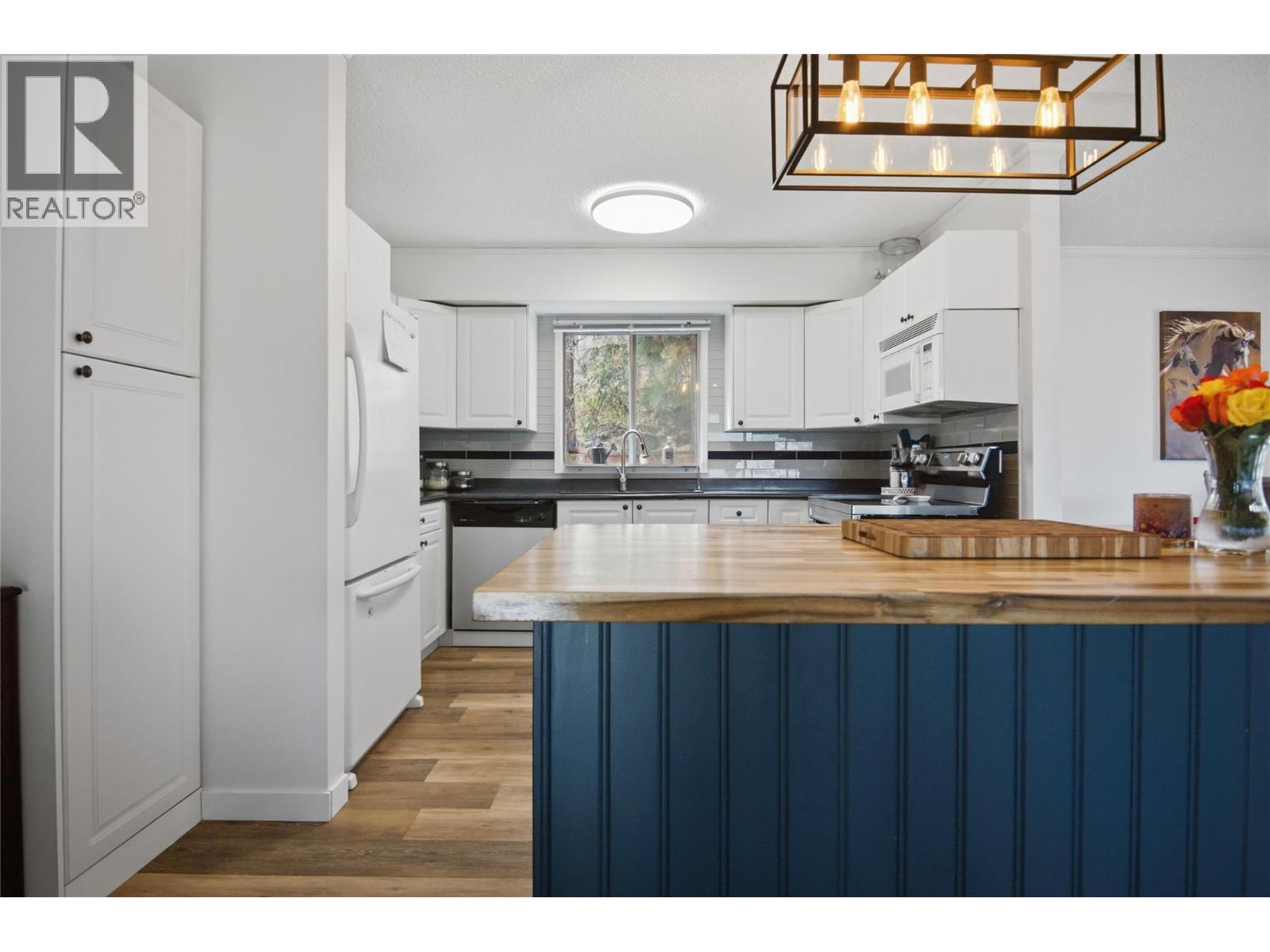 5367 SUNRISE Drive, Kamloops