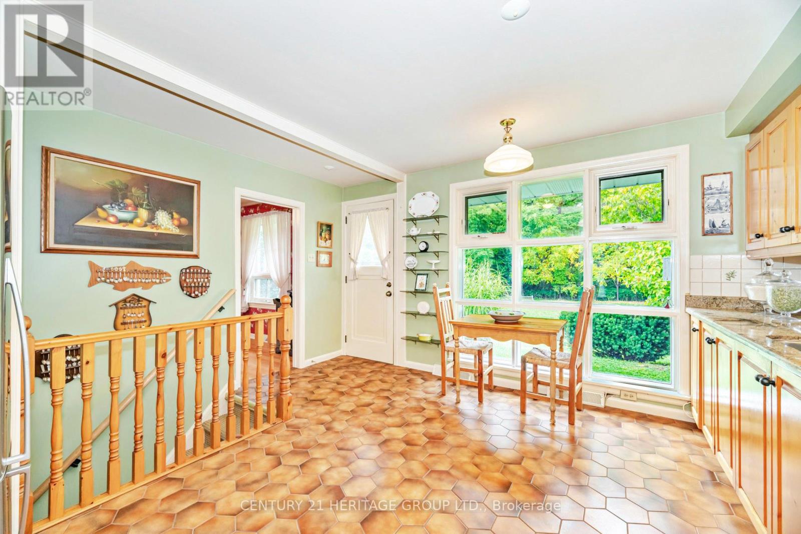 22 POPLAR DRIVE - 28