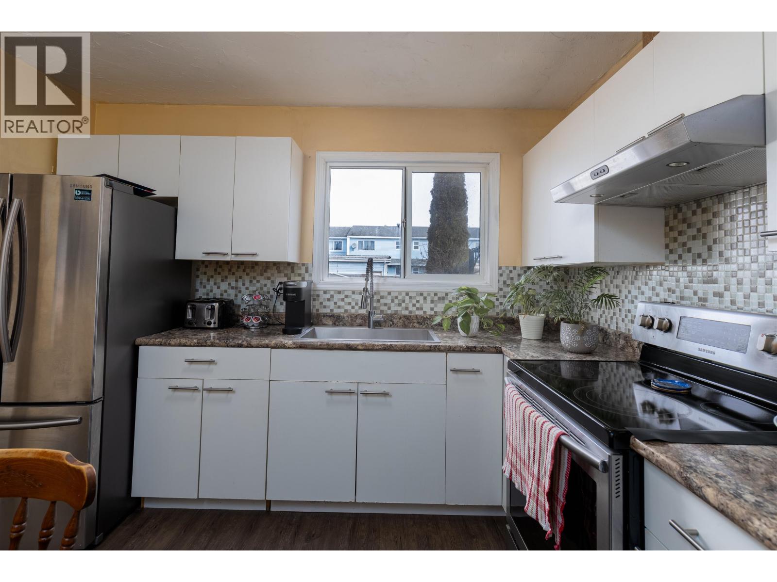 #3 4714 DAVIS AVENUE - 5