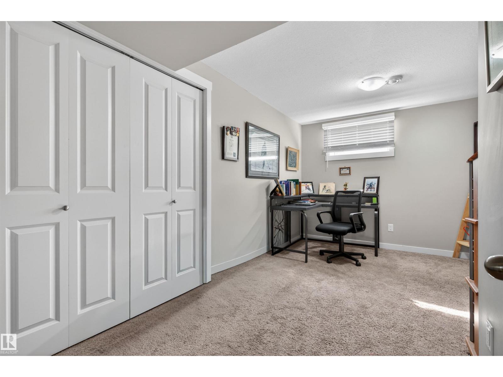 8704 136 AV NW, Edmonton