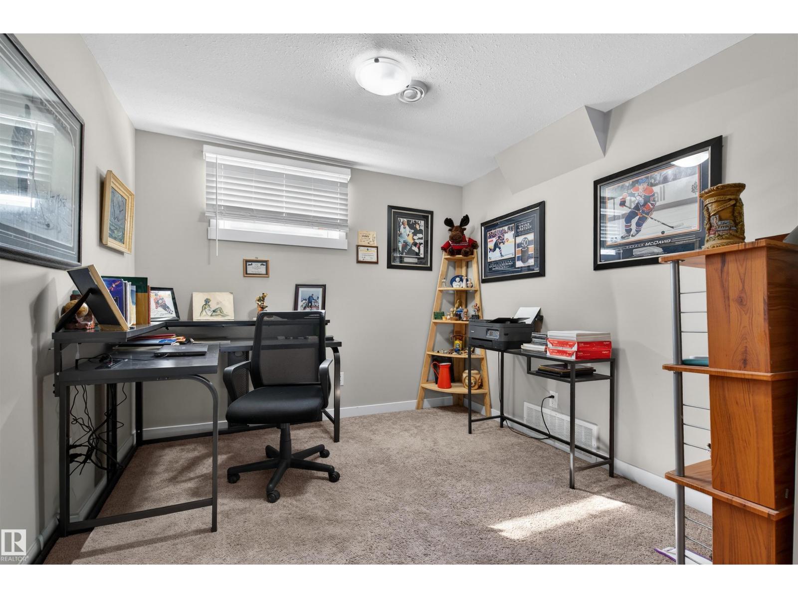 8704 136 AV NW, Edmonton