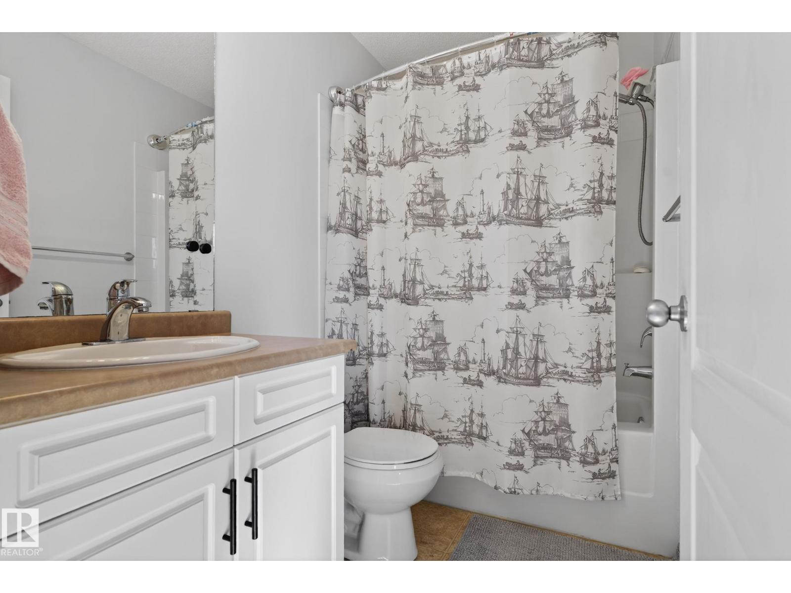 421 84 ST SW, Edmonton