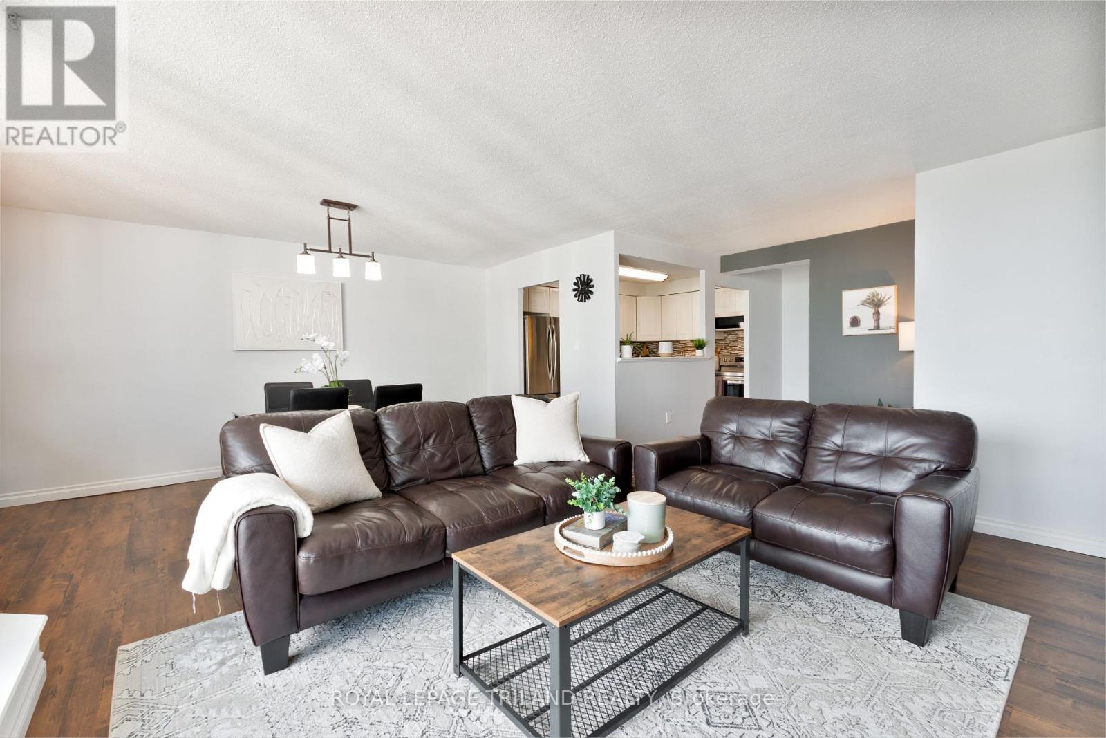 #2703 323 COLBORNE STREET - 10