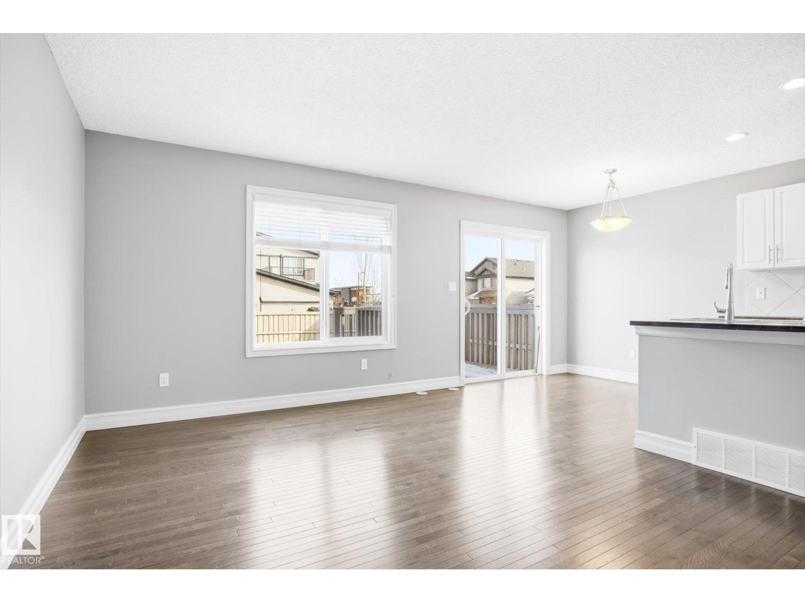 6861 CARDINAL LI SW, Edmonton