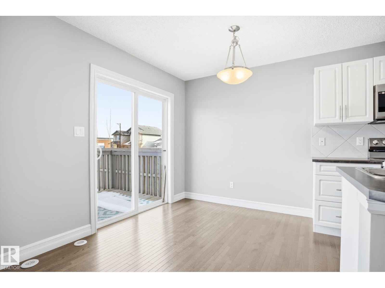 6861 CARDINAL LI SW, Edmonton