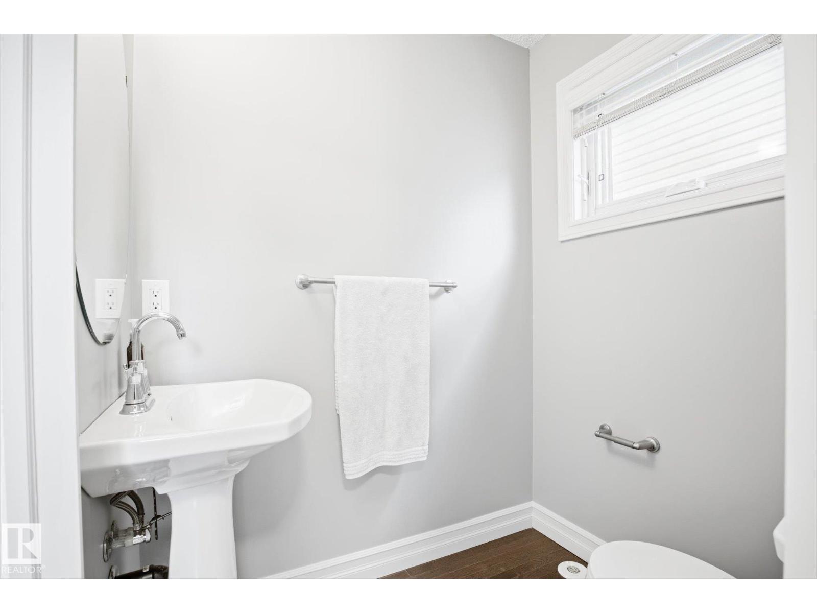 6861 CARDINAL LI SW, Edmonton