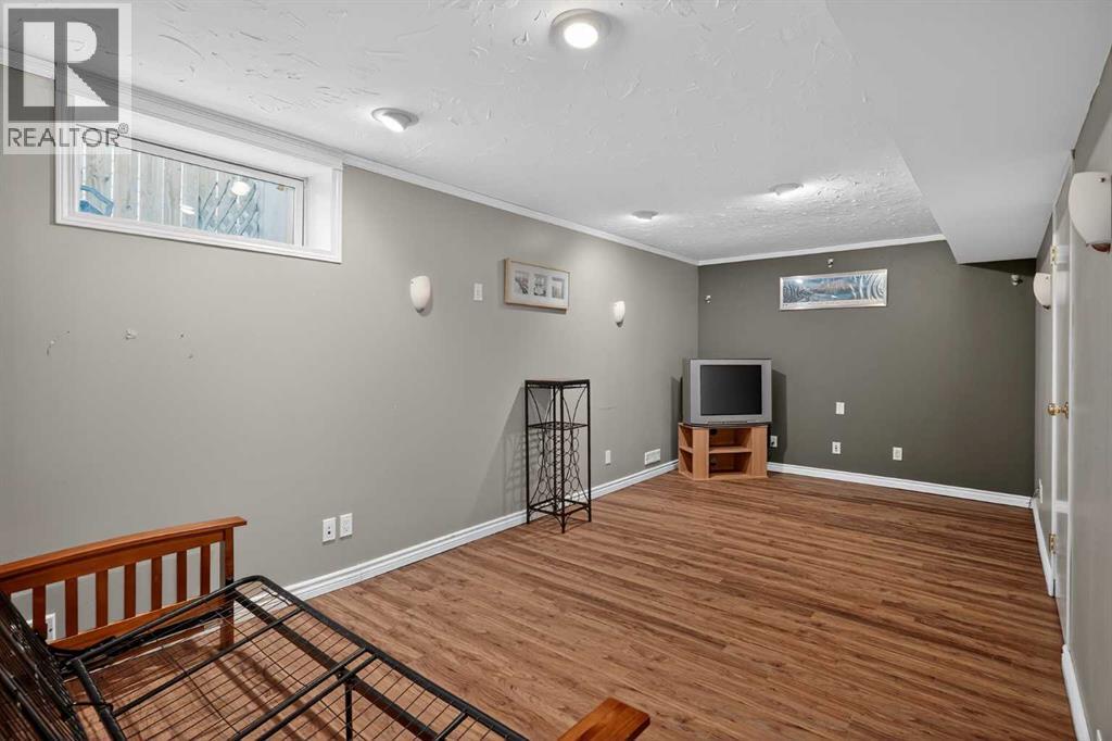 Single Family House for Sale in  Inverness Grove SE McKenzie Towne Calgary 