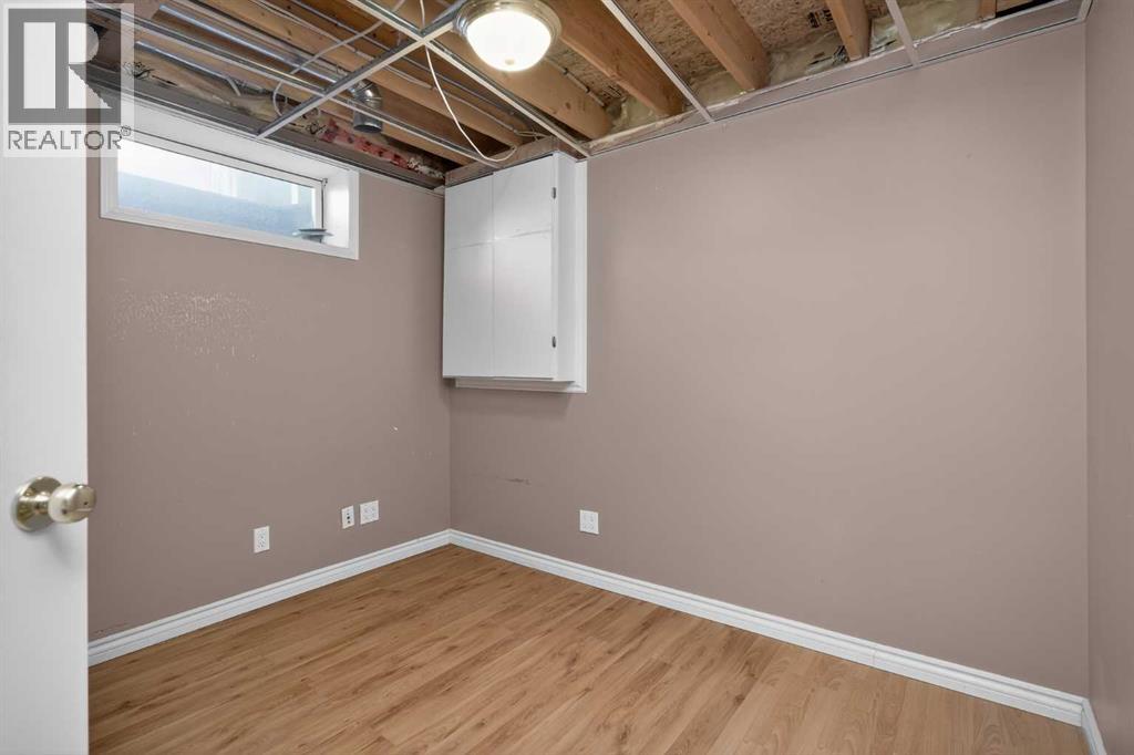 Single Family House for Sale in  Inverness Grove SE McKenzie Towne Calgary 