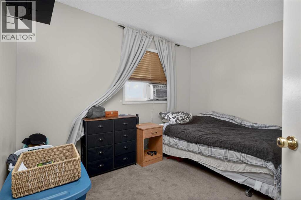 Single Family House for Sale in  Inverness Grove SE McKenzie Towne Calgary 