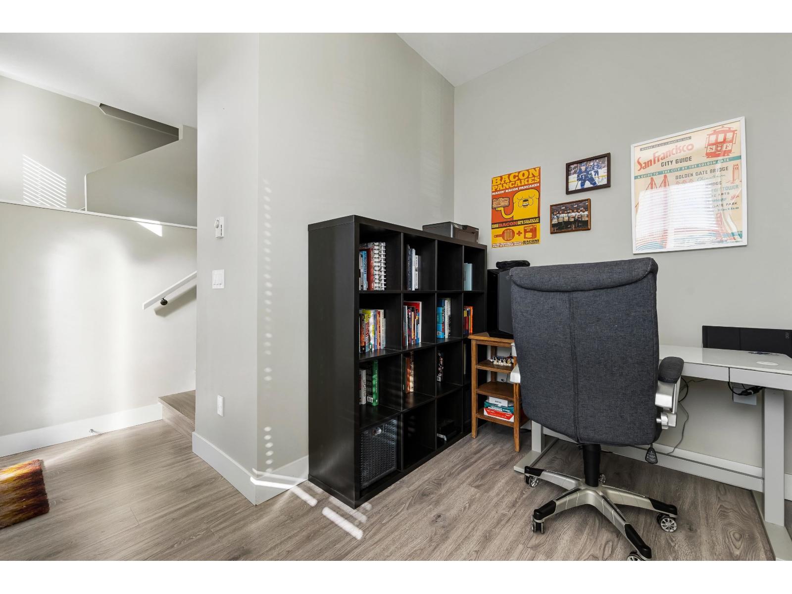 18 1938 NORTH PARALLEL ROAD, Abbotsford