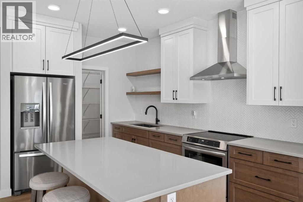 Single Family House for Sale in  Silverton Glen Crescent SW Silverado Calgary 