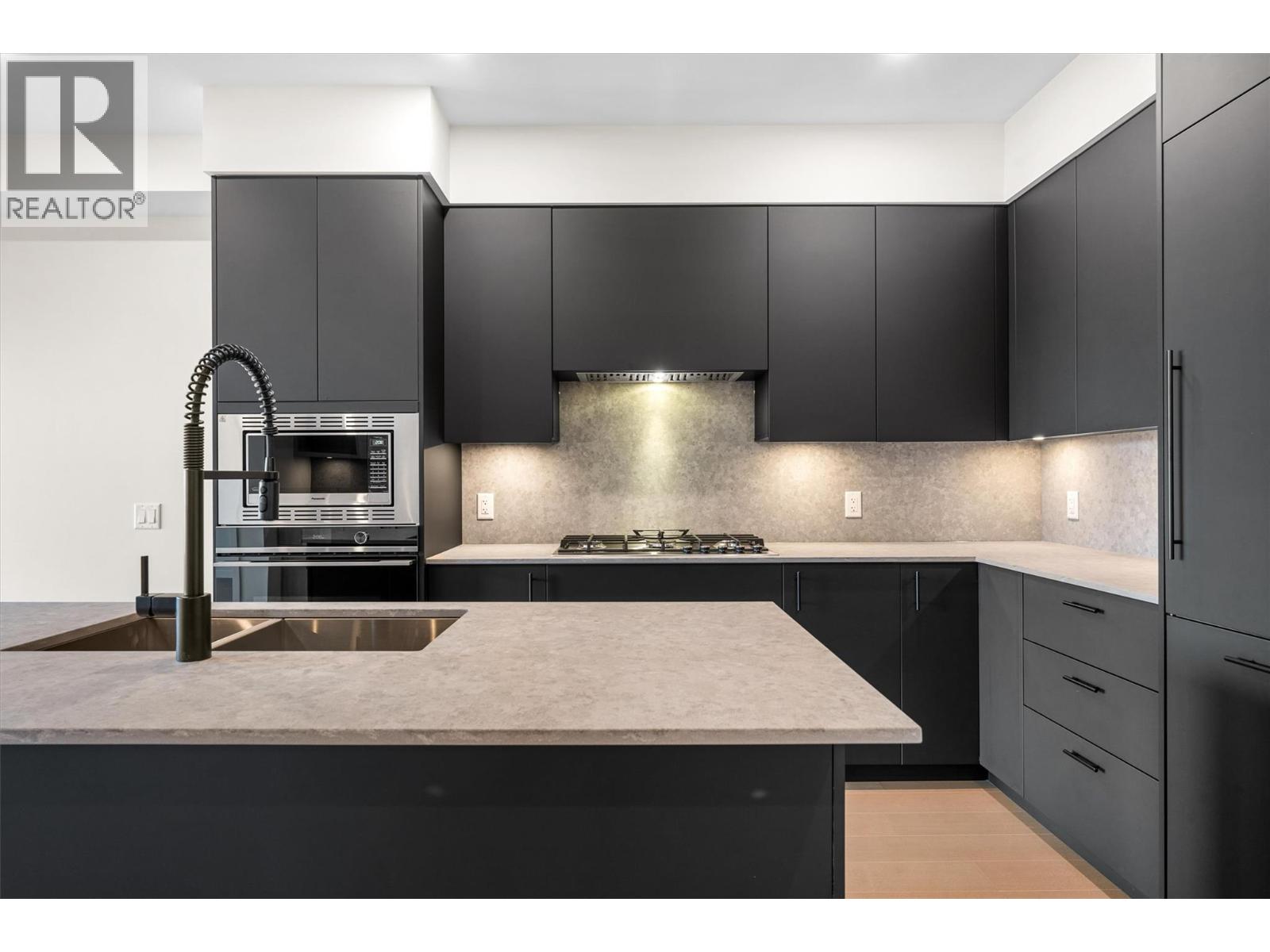 9654 Benchland Road Unit# 407, Lake Country