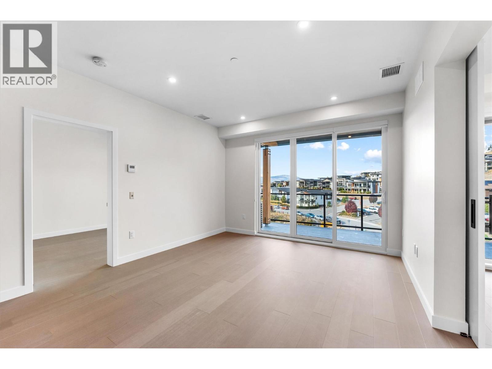 9654 Benchland Road Unit# 407, Lake Country