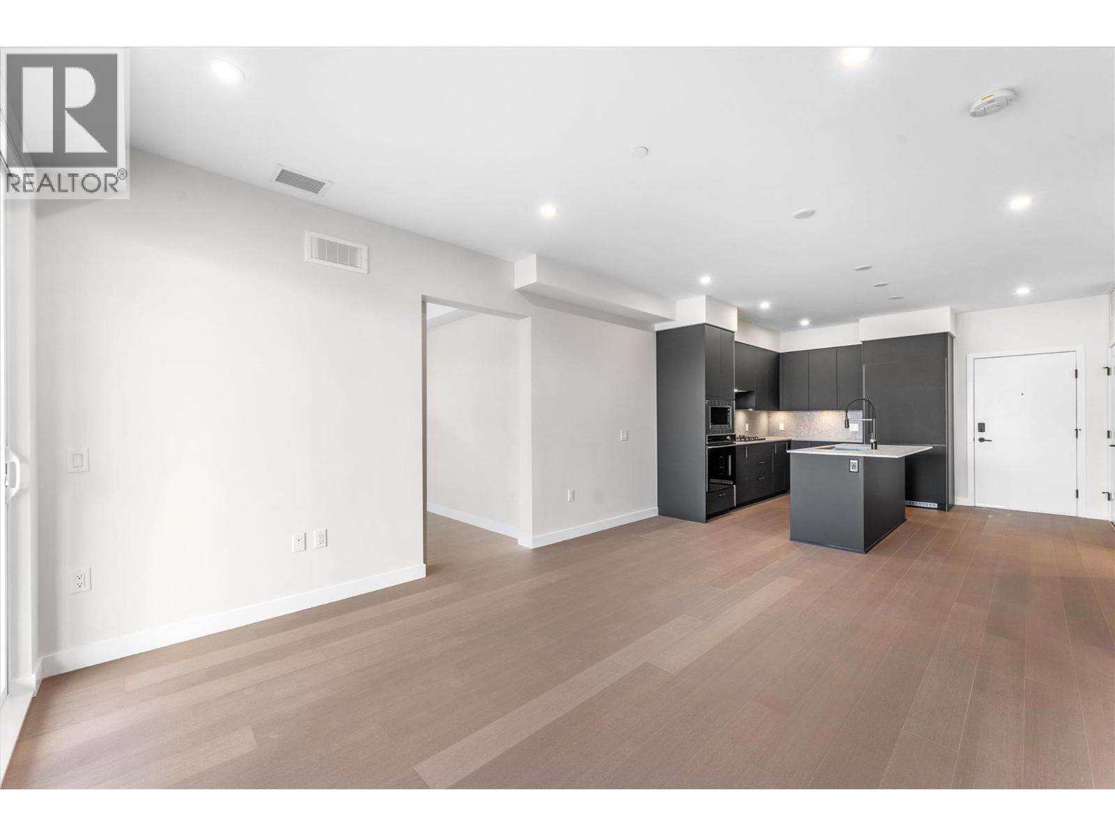 9654 Benchland Road Unit# 407, Lake Country